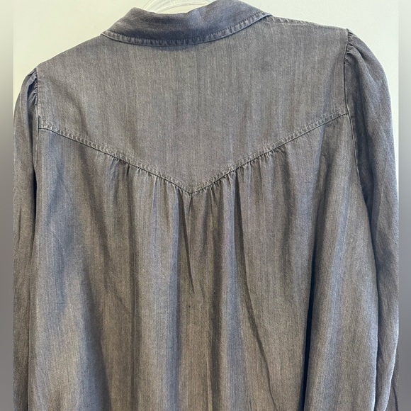 Jane + Delancey Gray Lyocell Button Down Shirt Size M - Picture 4 of 7